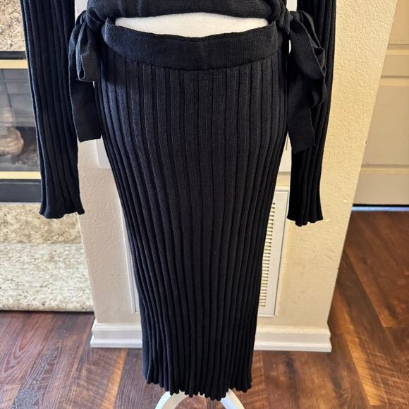NWT Eloquii Rib Knit Cut Out V-Neck Women’s Midi Sweater Dress Black Size 14/16 - Picture 4 of 9